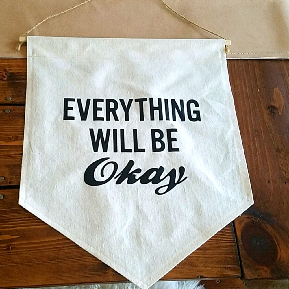 Linen pennant